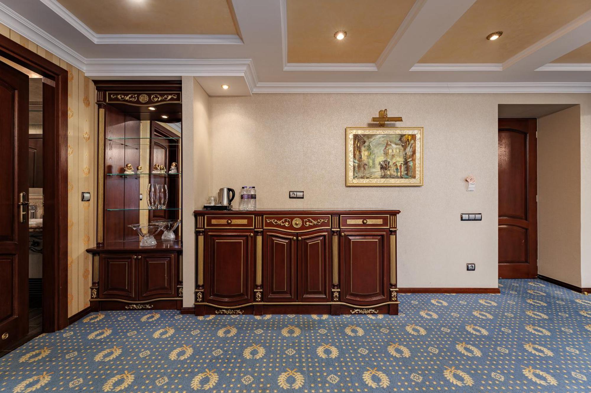 Eurohotel Lemberg Zimmer foto